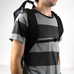 SAC ETANCHE HOWZIT 30L NOIR 10 SAC ETANCHE HOWZIT 30L NOIR -Kayak Soldes sac etanche ryde 30l noir 3